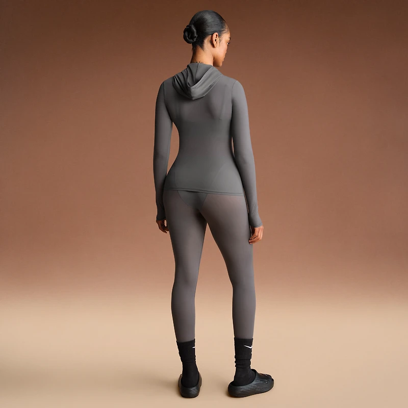 NikeSKIMS Weightless Layers Women's High-Waisted V-Panel Leggings