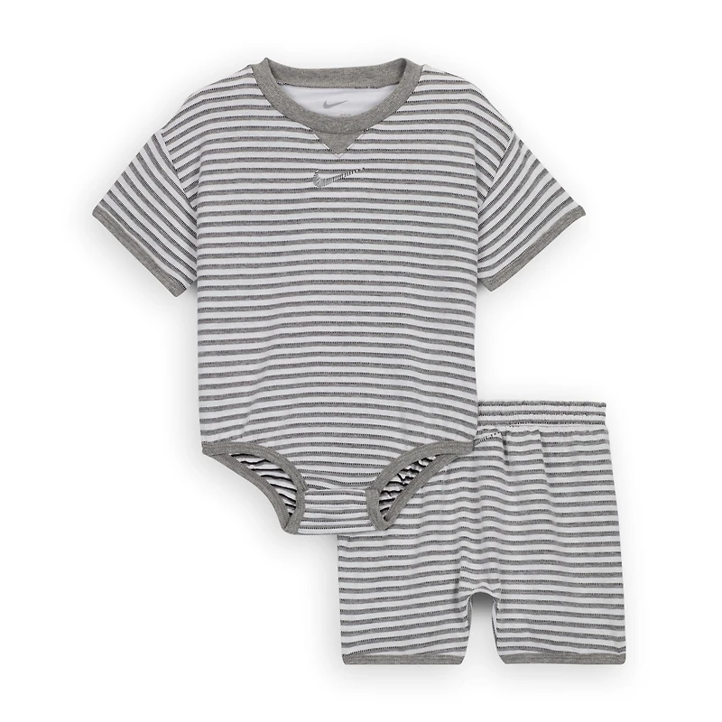 Nike ReadySet Baby (12-24M) Bodysuit and Shorts Set