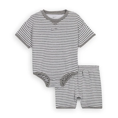 Nike ReadySet Baby (12-24M) Bodysuit and Shorts Set