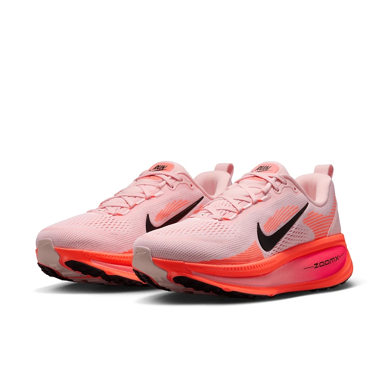 Nike Vomero 18 SE Women's Road Running Shoes