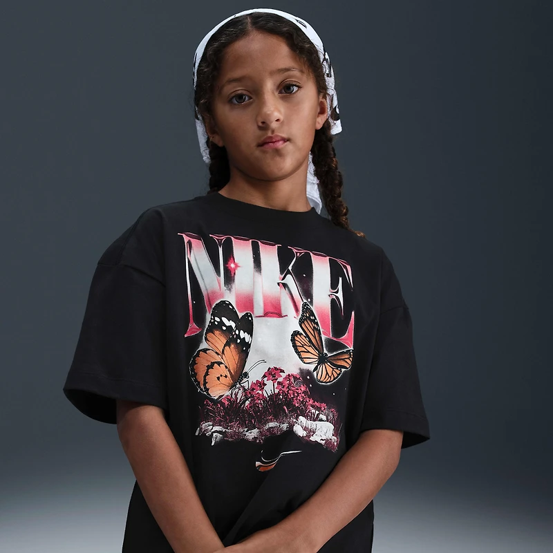 Nike Sportswear Big Kids' (Girls') T-Shirt