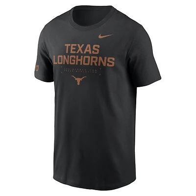 Texas Courtside Basketball Men's Nike Dri-FIT College T-Shirt