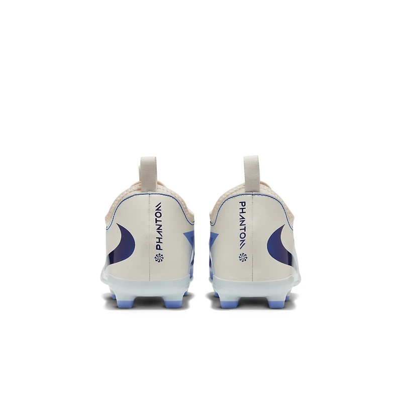 Nike Jr. Phantom 6 Low Academy LV8 Big Kids' Multi-Ground Soccer Cleats