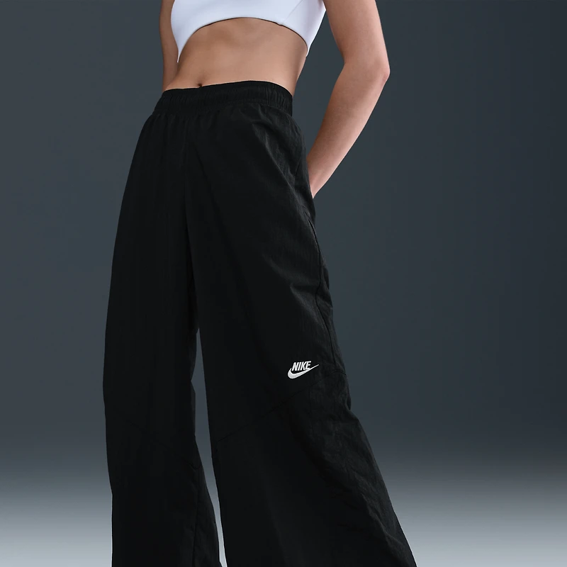 Nike Sportswear Women's Wide-Leg Woven Pants