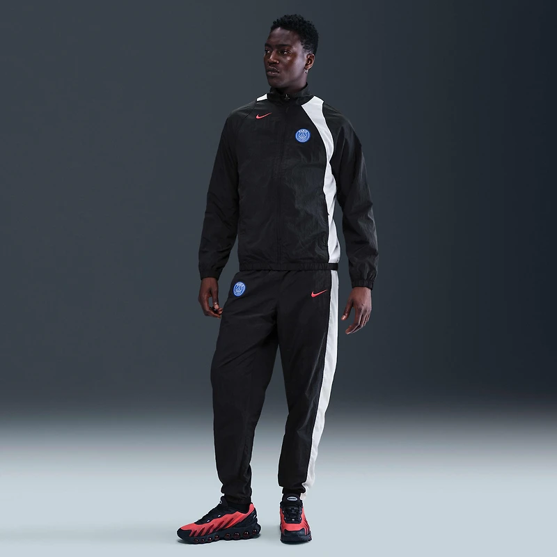 Paris Saint-Germain Men's Nike Soccer Total 90 Track Jacket