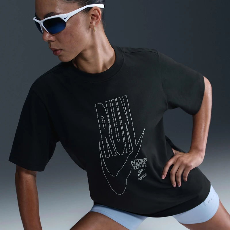 Nike After Dark Tour Women's Oversized Short-Sleeve Graphic T-Shirt