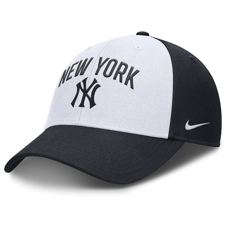 New York Yankees Club Men's Nike Dri-FIT MLB Adjustable Hat