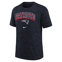 New England Patriots Sideline Velocity Big Kids’ Nike Dri-FIT NFL T-Shirt