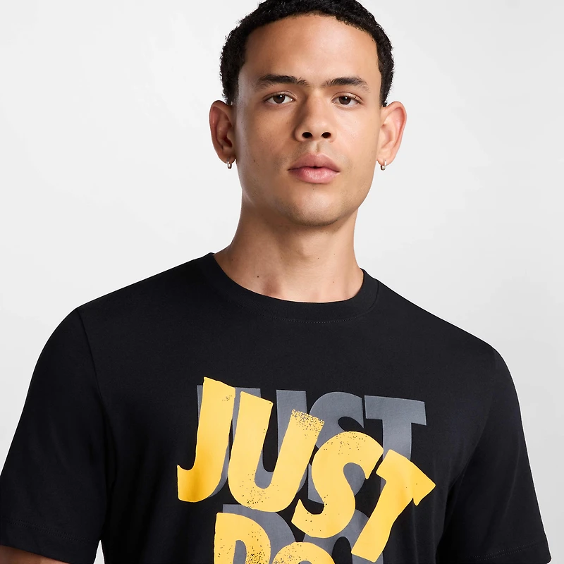 Nike Sportswear Men's T-Shirt