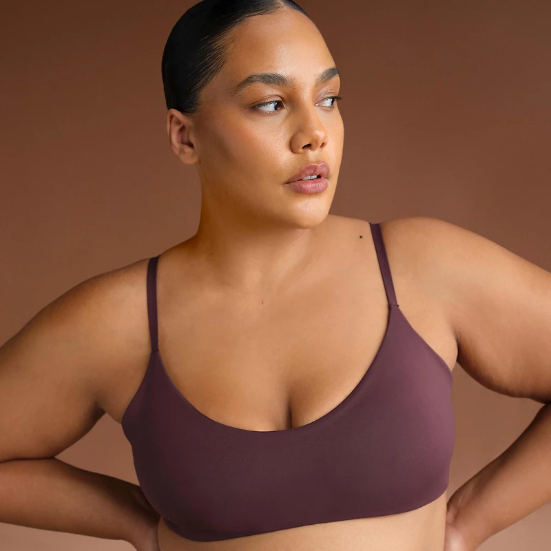 NikeSKIMS Matte Women's Micro-Scoop Bra