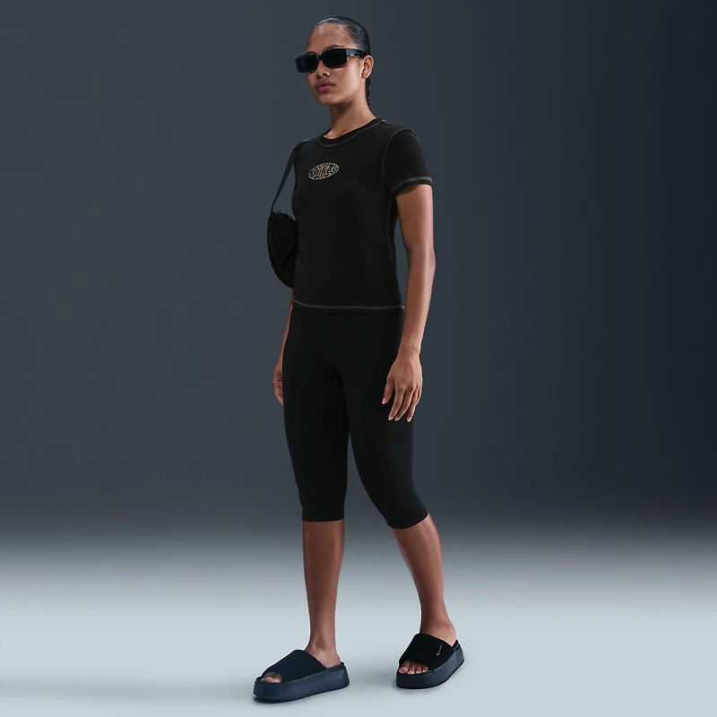 Nike Sportswear Chill Knit Women's Slim Cropped Top