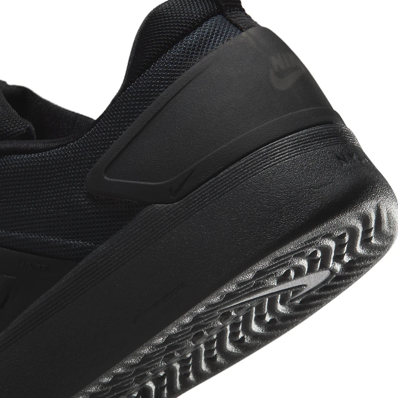 Nike SB Zoom Nyjah 4 Skate Shoes