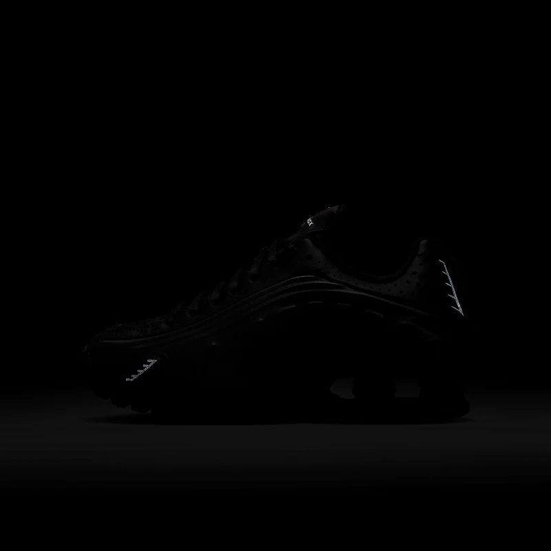 Nike Shox R4 Big Kids' Shoes