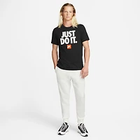 Nike Sportswear Men's T-Shirt