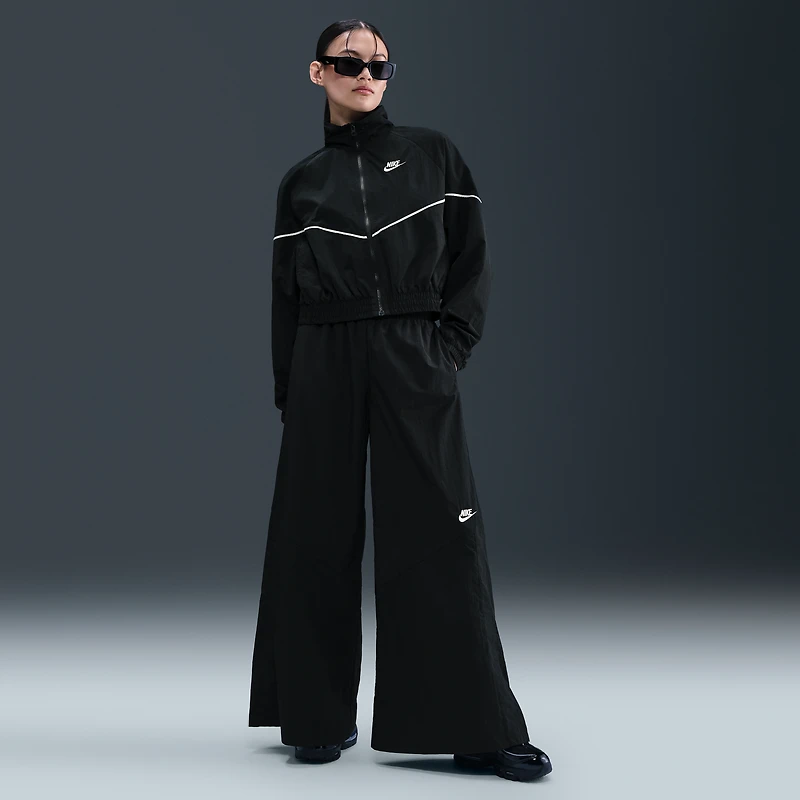 Nike Sportswear Women's Wide-Leg Woven Pants