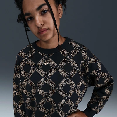 Nike Sportswear Club Fleece Big Kids' (Girls') Oversized Printed Crewneck Sweatshirt