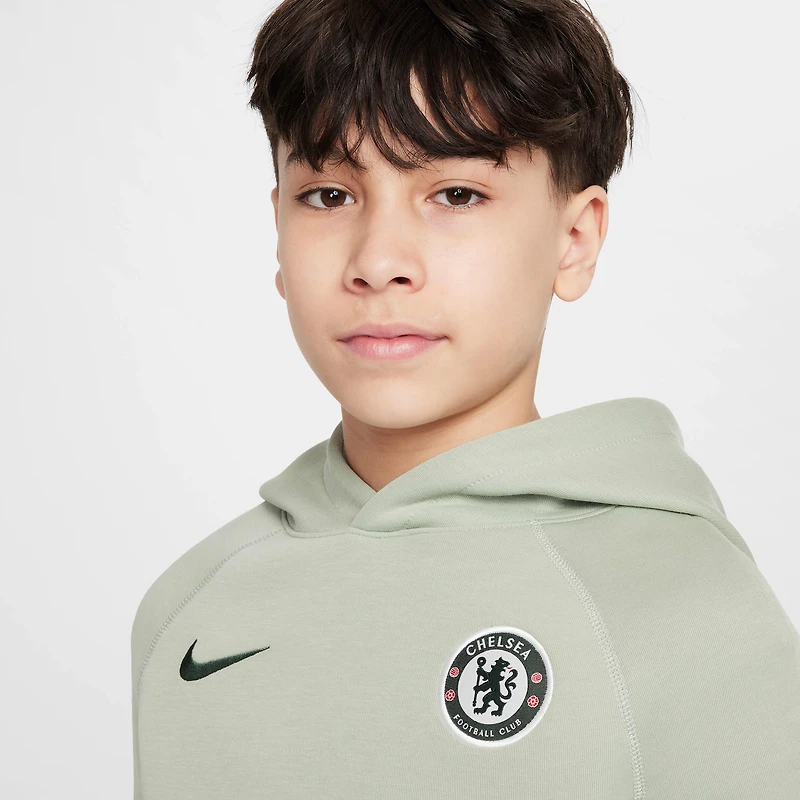 Chelsea FC Tech Big Kids' (Boys') Nike Soccer Fleece Pullover Hoodie