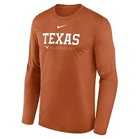 Texas Courtside Basketball Shootaround Legend Men's Nike Dri-FIT College Long-Sleeve T-Shirt