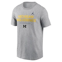 Michigan Courtside Basketball Men's Jordan Brand Dri-FIT College T-Shirt