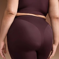 NikeSKIMS Shine Women's High-Waisted V-Panel 26" Leggings