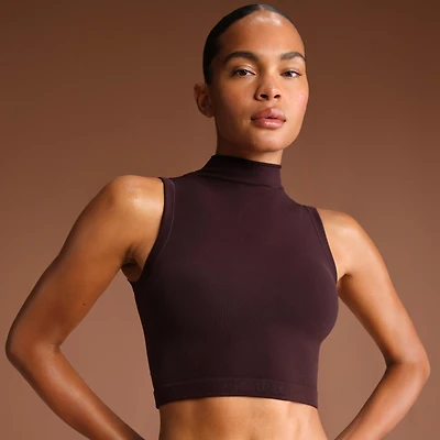 NikeSKIMS Vintage Seamless Women's Mock-Neck Long-Line Bra