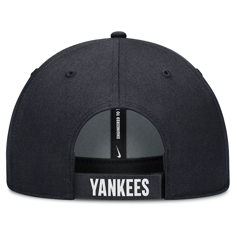New York Yankees Club Men's Nike Dri-FIT MLB Adjustable Hat