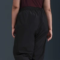 Nike Sportswear Classic Wovens Women's UV Protection Mid-Rise Loose Joggers (Plus Size)