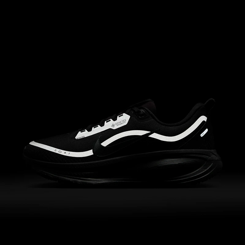 Nike Vomero 18 GORE-TEX Women's Waterproof Road Running Shoes with Reflective Accents