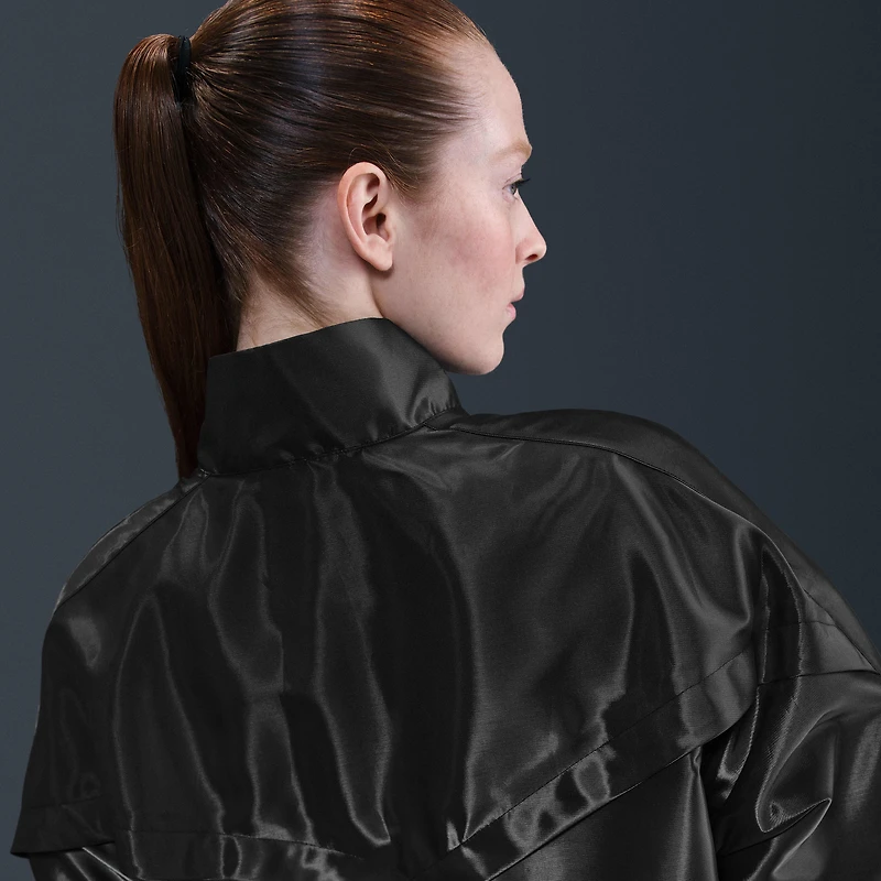 Nike Sportswear Windrunner Women's Shine Jacket