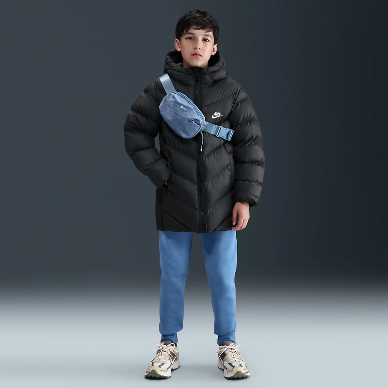 Nike Sportswear All Day Play Big Kids' Therma-FIT Loose-Fit Mid-Length Puffer Jacket