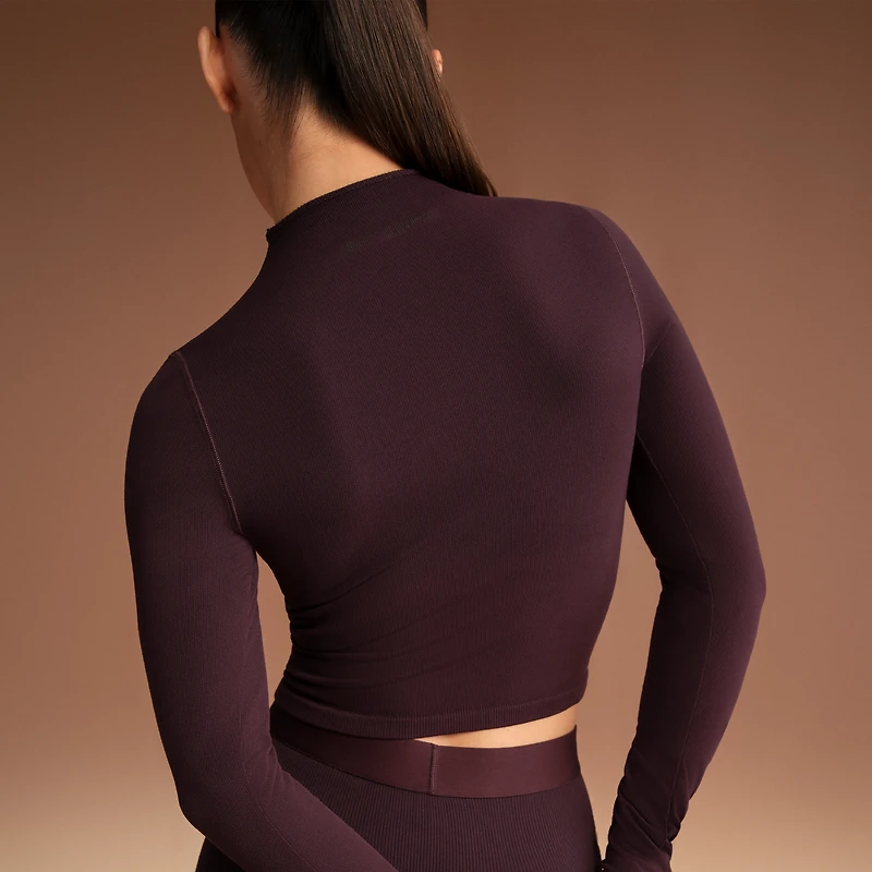 NikeSKIMS Vintage Seamless Women's Mock-Neck Crop Top