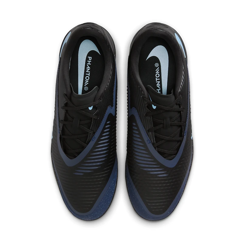 Nike Phantom 6 Low Academy Indoor/Court Soccer Shoes