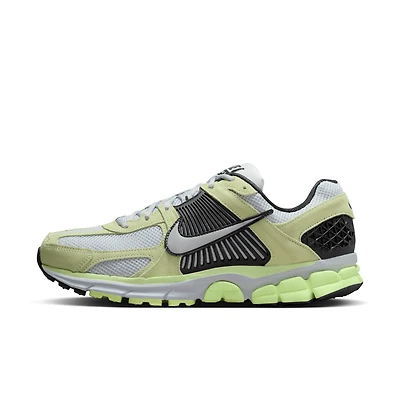 Nike Zoom Vomero 5 SE Men's Shoes with Reflective Accents