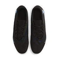 Nike Phantom 6 Low Club Multi-Ground Soccer Cleats