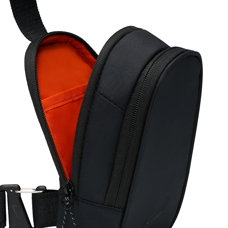 Nike Sportswear Commute Crossbody Bag (1L)