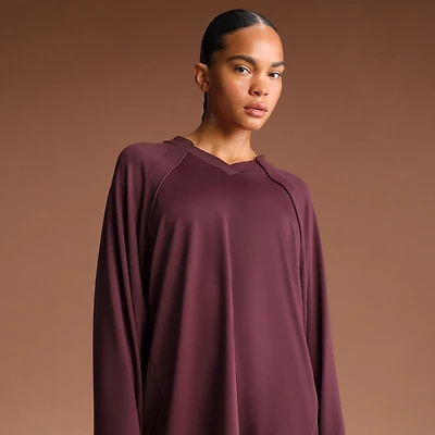 NikeSKIMS Airy Women's Oversized V-Neck Long-Sleeve Top