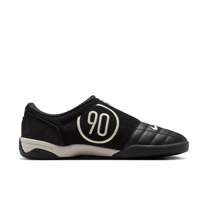 Nike Total 90 Men's Shoes