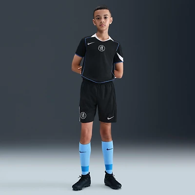 Chelsea FC 2025/26 Stadium Third Big Kids' Nike Dri-FIT Total 90 Soccer Replica Shorts