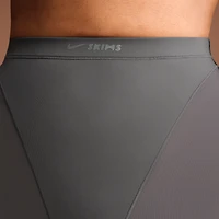 NikeSKIMS Weightless Layers Women's High-Waisted V-Panel Leggings