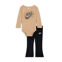 Nike Wild Warmth Baby (6-12M) 2-Piece Velour Set