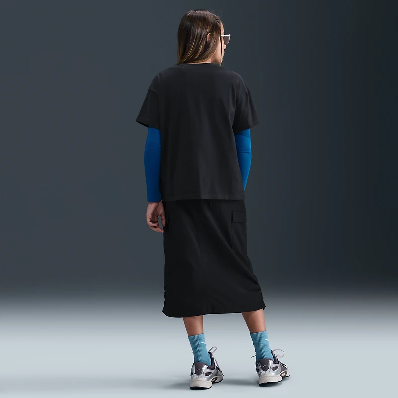 Nike Sportswear Essential Big Kids' (Girls') T-Shirt