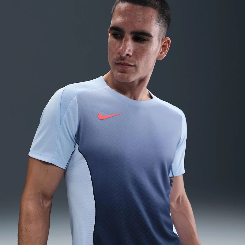 Nike Strike+ Men's Dri-FIT Short-Sleeve Soccer Top