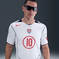 Landon Donovan USMNT 2004 Total 90 Reissue Men's Nike Soccer Replica Jersey