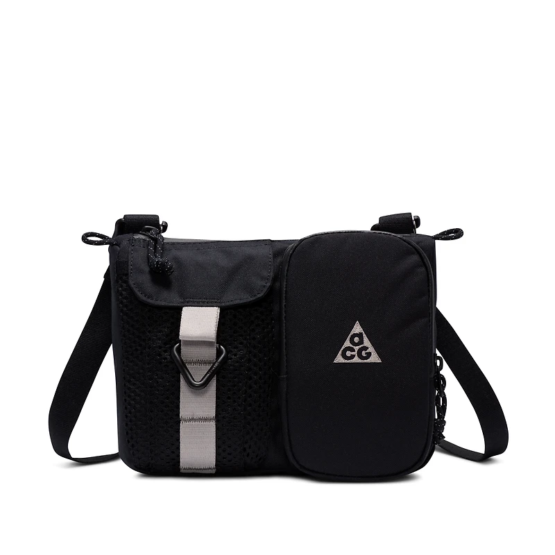 Nike ACG "DAYMAX" Crossbody Bag (3L)