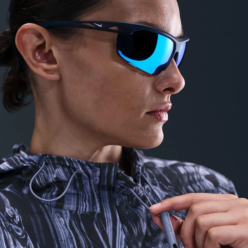 Nike Swift Women's Repel UV Printed Running Jacket