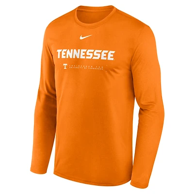 Tennessee Courtside Basketball Shootaround Legend Men's Nike Dri-FIT College Long-Sleeve T-Shirt