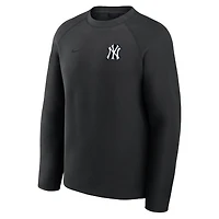 New York Yankees Tech Fleece Men's Nike MLB Pullover Crew