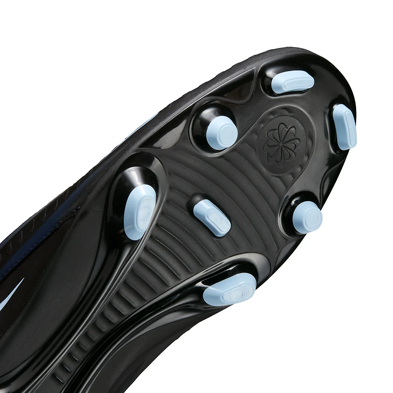 Nike Phantom 6 Low Club Multi-Ground Soccer Cleats