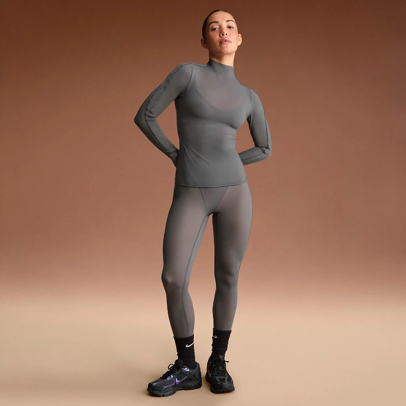 NikeSKIMS Weightless Layers Women's Mock-Neck Long-Sleeve Top