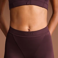 NikeSKIMS Shine Women's High-Waisted V-Panel 26" Leggings